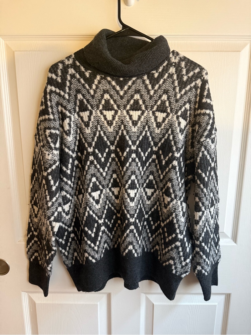 Varley Ida Relaxed Fairisle Rollneck Sweater – Charcoal – NWT – Small - Picture 2 of 4